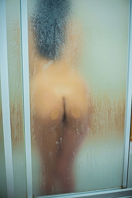 Девушка массажистка Элла, салон Сияние